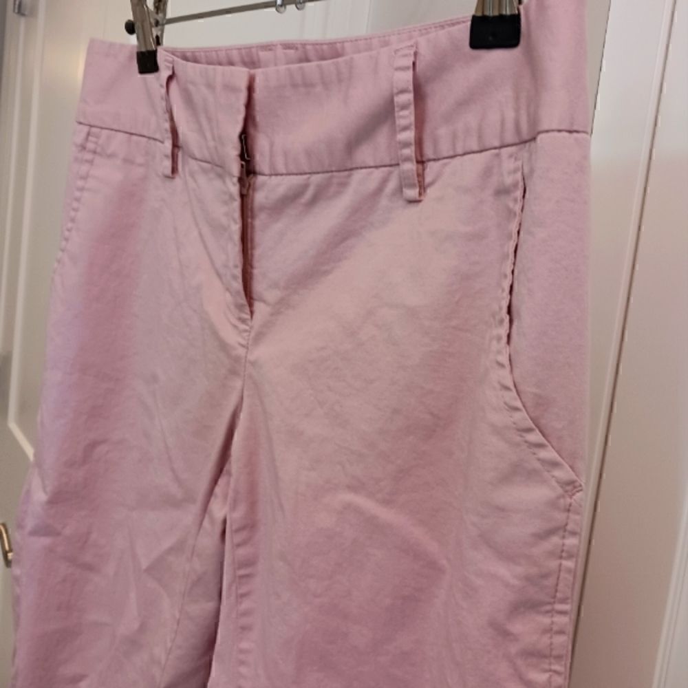Daisy Fuentes Cotton Cropped Pants Khaki Pink